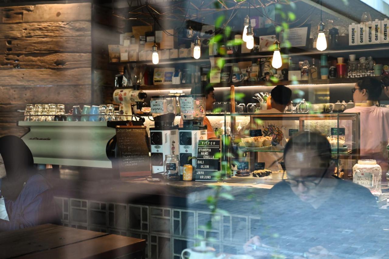 Miers Kuningan, Artotel Curated Jakarta Exterior foto